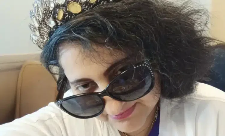 الحقيقة الكاملة : وفاة الملكة شوق الكويتية نجمة التيك توك في مصحة نفسية 1 الحقيقة الكاملة : وفاة الملكة شوق الكويتية نجمة التيك توك في مصحة نفسية 2025