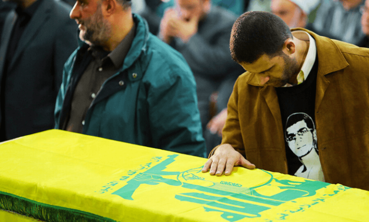 من الانتصارات إلى الإفلاس: كيف تهاوى حزب الله من الداخل؟ 1 من الانتصارات إلى الإفلاس: كيف تهاوى حزب الله من الداخل؟ 2025