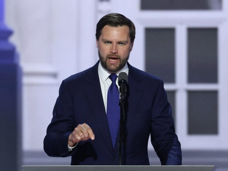 نائب الرئيس الأمريكي: زيلينسكي مطالب بقبول شروط ترامب لإنهاء الحرب الأوكرانية 1 نائب الرئيس الأمريكي: زيلينسكي مطالب بقبول شروط ترامب لإنهاء الحرب الأوكرانية 2025