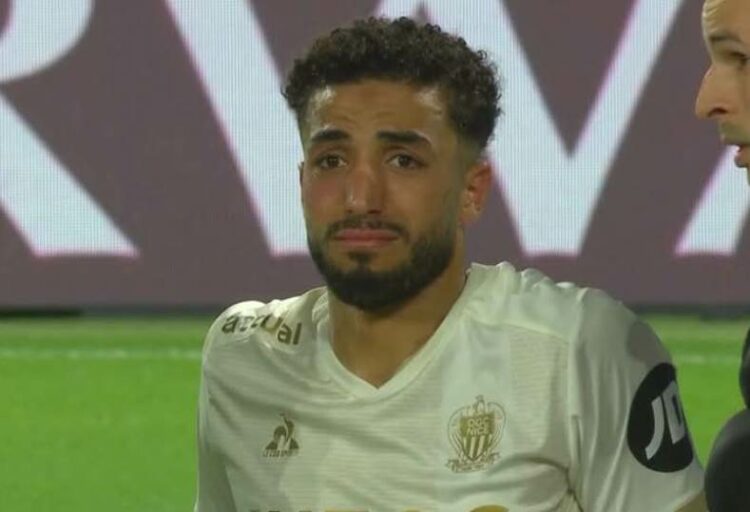 بعد تأكيد إصابته بقطع فى الرباط الصليبي … من يتحمل تكاليف علاج اللاعب محمد عبدالمنعم.. الفاتورة بالملايين؟ 1 بعد تأكيد إصابته بقطع فى الرباط الصليبي … من يتحمل تكاليف علاج اللاعب محمد عبدالمنعم.. الفاتورة بالملايين؟ 2025