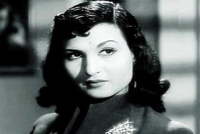 "أسرار رسالة الراقصة المصرية نعيمة عاكف الأخيرة: بين حب الفن وخوف الأمومة" 1 نعيمة عاكف الجمهورية اونلاين