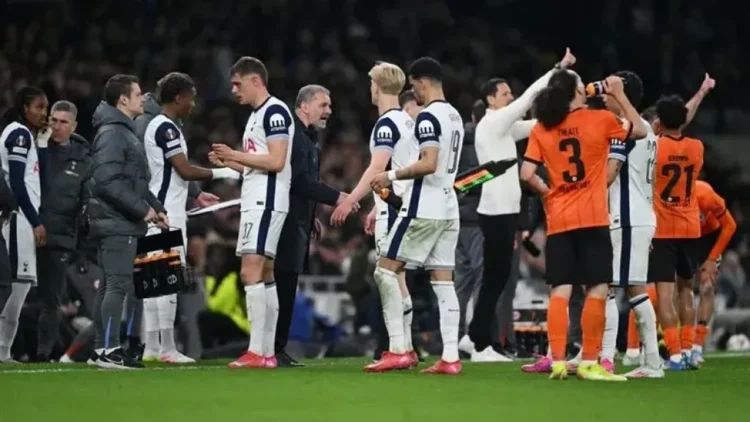 بدأ مباراة توتنهام وآينتراخت فى الدورى الأوروبي 1 بدأ مباراة توتنهام وآينتراخت فى الدورى الأوروبي 2025