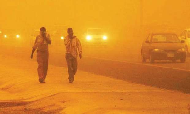 "مدارس مغلقة وسماء مُغبرة وحركة طيران غير مستقرة .. غدًا يوم القاهرة الأسود 1 "مدارس مغلقة وسماء مُغبرة وحركة طيران غير مستقرة .. غدًا يوم القاهرة الأسود 2025
