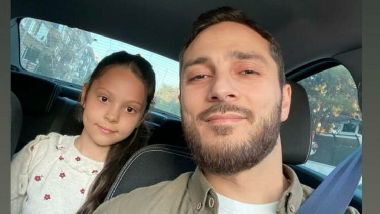 جريمة مروّعة تهز غازي عنتاب: تفاصيل العثور على جثة المهندس السوري عمر العزي مقطّعة داخل منزله 1 جريمة مروّعة تهز غازي عنتاب: تفاصيل العثور على جثة المهندس السوري عمر العزي مقطّعة داخل منزله 2025