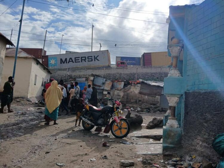 حركة الشباب تقصف مناطق حيوية في مقديشو وتسفر عن ضحايا مدنيين 2025