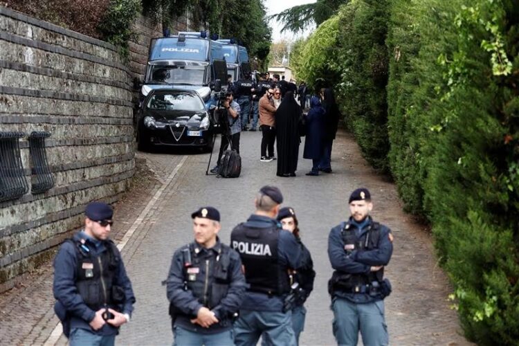 مفاوضات روما: الجولة الثالثة من المحادثات الإيرانية الأمريكية تبدأ قريبًا 1 مفاوضات روما: الجولة الثالثة من المحادثات الإيرانية الأمريكية تبدأ قريبًا 2025