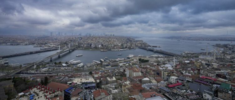 زلازل إسطنبول: تحذيرات متكررة ومخاوف من سيناريو كارثي 1 زلازل إسطنبول: تحذيرات متكررة ومخاوف من سيناريو كارثي 2025