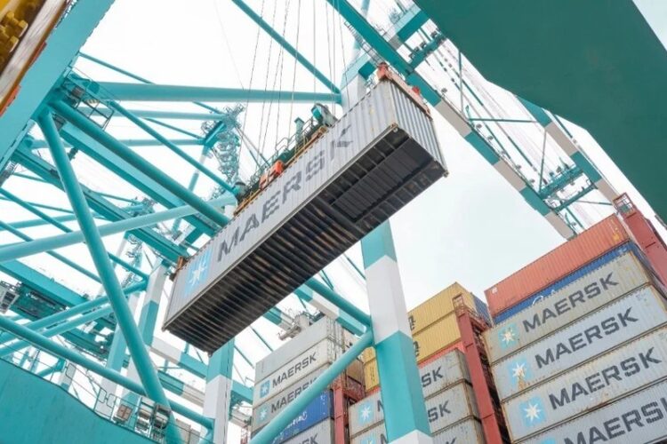 استقالات جماعية بفرع "ميرسك" بميناء طنجة في المغرب بسبب نقل أسلحة لاسرائيل 2025