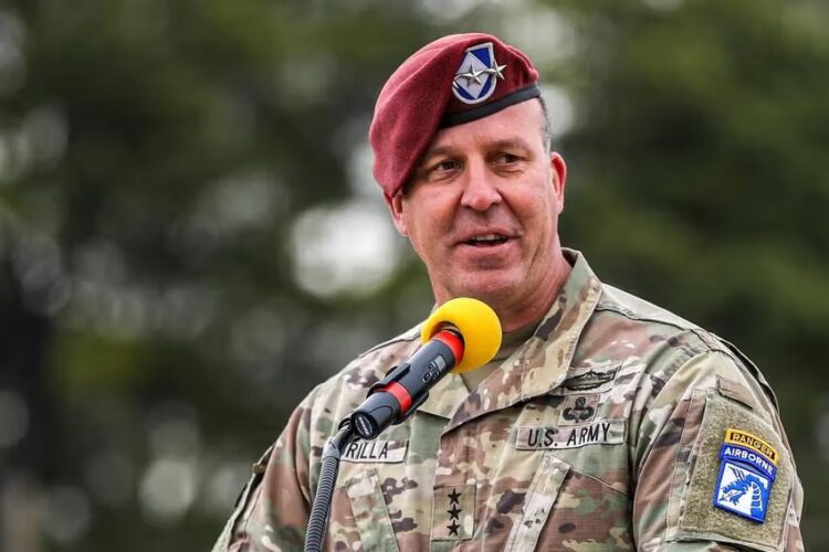 قائد القيادة المركزية الأمريكية يصل إلى إسرائيل، إيران وسوريا على الطاولة 1 قائد القيادة المركزية الأمريكية يصل إلى إسرائيل، إيران وسوريا على الطاولة 2025