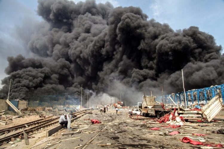 انفجار بندر عباس: حصيلة الضحايا ترتفع والسلطات تعلن السيطرة على الحريق 1 انفجار بندر عباس: حصيلة الضحايا ترتفع والسلطات تعلن السيطرة على الحريق 2025