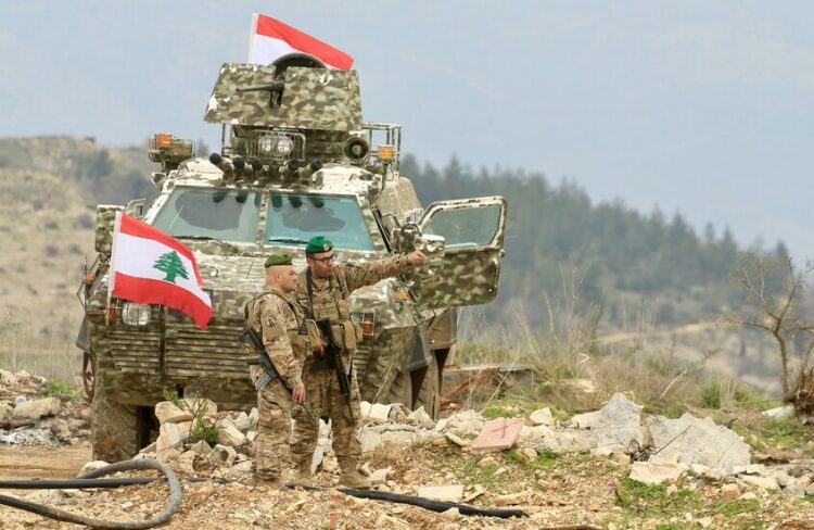 الجيش اللبناني يداهم أكثر من 500 موقع لحزب الله قبيل زيارة جنرال أمريكي 1 الجيش اللبناني يداهم أكثر من 500 موقع لحزب الله قبيل زيارة جنرال أمريكي 2025