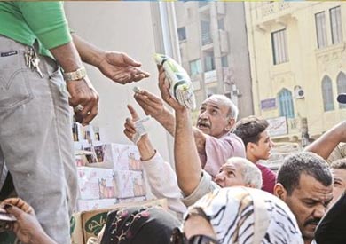 ضريبة السكر في زمن الغلاء.. الحكومة المصرية تطرق أبواب الفقراء بذريعة الصحة 1 ضريبة السكر في زمن الغلاء.. الحكومة المصرية تطرق أبواب الفقراء بذريعة الصحة 2025