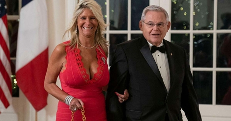 إدانة نادين مينينديز في قضية رشاوى لمصر 1 إدانة نادين مينينديز في قضية رشاوى لمصر 2025