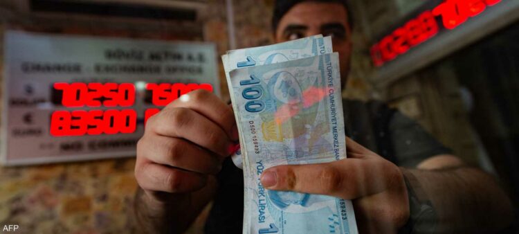 تركيا.. الفائدة المرتفعة ترهق الشركات والمواطنين والمركزي يراهن على ثقة مفقودة 2025
