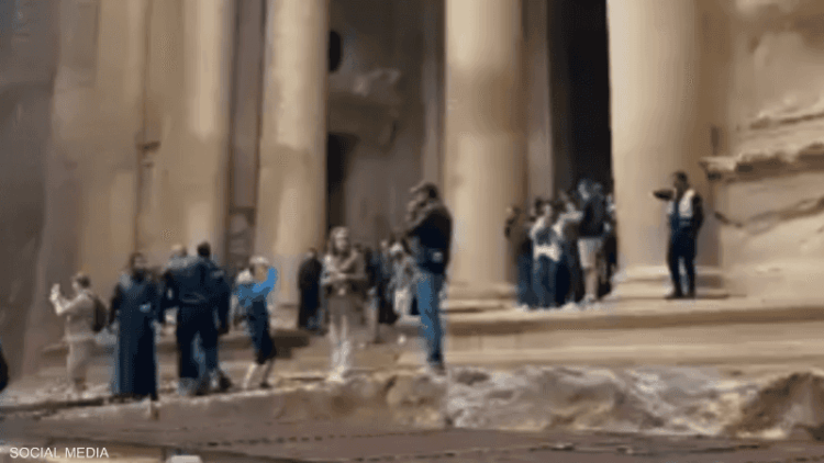 إجلاء اكثر من 2000 سائح أجنبى من البتراء فى الأردن…تعرف على السبب 1 إجلاء اكثر من 2000 سائح أجنبى من البتراء فى الأردن…تعرف على السبب 2025