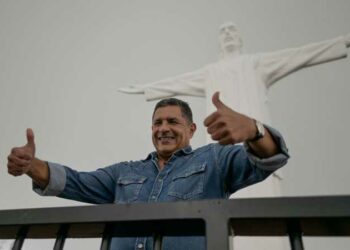 من هو خورخي إيفان أوسبينا أول سفير لكولومبيا في الأراضي الفلسطينية ؟ 2025