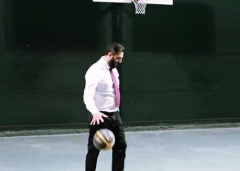 الشرع يسجل ثلاثية دبلوماسية: كرة السلة، كسر العزلة، وزيارة تاريخية إلى باريس 2025