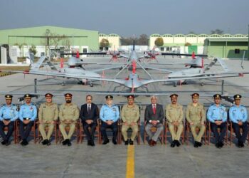 بيرقدار تشعل جبهة الهند: تركيا تدعم باكستان وإيران تصطف مع نيودلهي! 2025