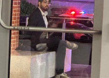 هتف “الحرية لفلسطين” قبل أن يسلم نفسه.. ما الذي يدفع شاباً أميركياً غير مسلم للتضحية بحياته من أجل قضية لا تخصه؟ 2025