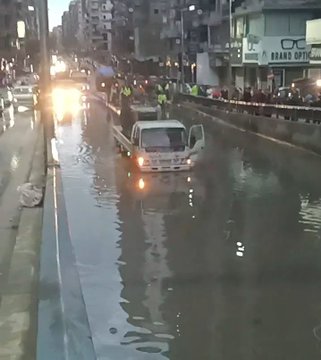 الإسكندرية تغرق والدولة تغيب: عاصفة تفضح هشاشة الحكومة 3 الإسكندرية تغرق والدولة تغيب: عاصفة تفضح هشاشة الحكومة 2025