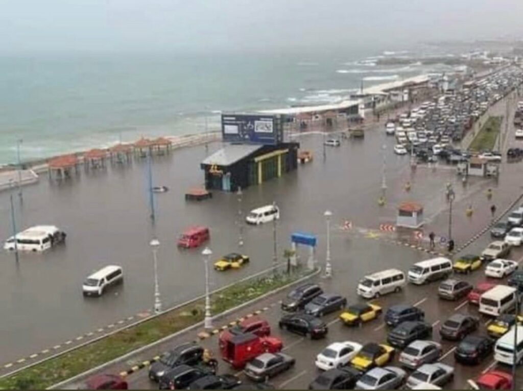 الإسكندرية تغرق والدولة تغيب: عاصفة تفضح هشاشة الحكومة 2 الإسكندرية تغرق والدولة تغيب: عاصفة تفضح هشاشة الحكومة 2025
