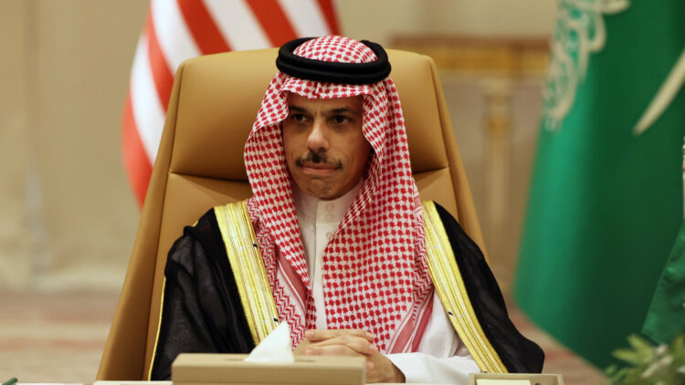 وزير خارجية السعودية يصر على " إمامة " المصلين بالجامع الأموي الكبير في دمشق 1 وزير خارجية السعودية يصر على " إمامة " المصلين بالجامع الأموي الكبير في دمشق 2025