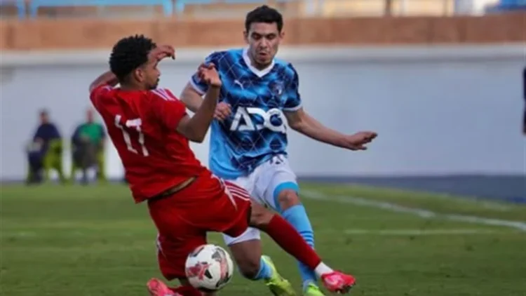 فاركو يشعل الدوري المصري.. ويسقط بيراميدز بثلاثية قاسية 1 فاركو يشعل الدوري المصري.. ويسقط بيراميدز بثلاثية قاسية 2025