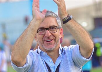 بابا فاسيليو والنظام العشوائي: كيف تكشف سيرة مدرب فاشل عمق الفساد والمحسوبية في كرة القدم المصرية؟ 2025