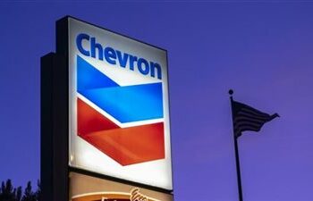 صفقة شيفرون تثير الجدل.. استثمار أجنبي جديد في طاقة مصر وسط تساؤلات عن المكاسب الوطنية 2025