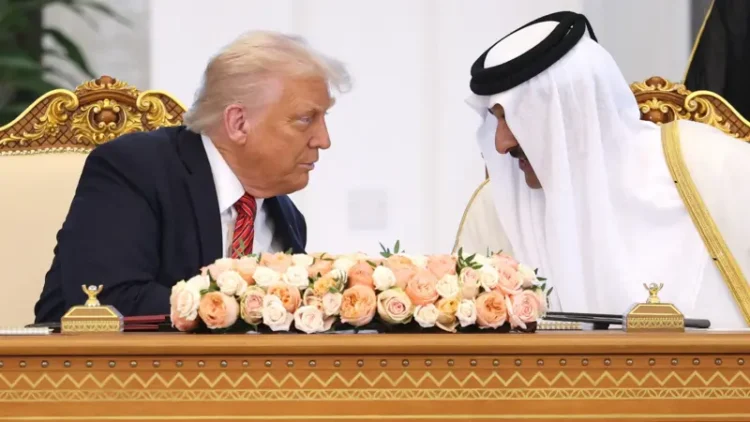 ترامب : حصلنا على 4 تريليونات دولار من جولة الخليجية 1 ترامب : حصلنا على 4 تريليونات دولار من جولة الخليجية 2025