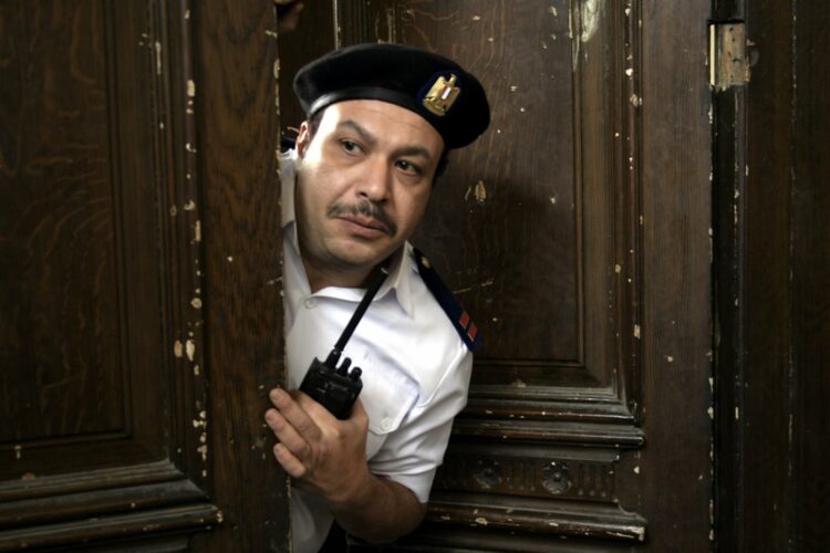 الداخلية المصرية: بلاغ المواطن ضد أمين الشرطة "كاذب" وكان بهدف زيادة المشاهدات 1 الداخلية المصرية: بلاغ المواطن ضد أمين الشرطة "كاذب" وكان بهدف زيادة المشاهدات 2025