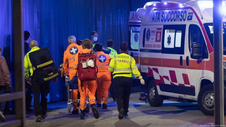 جريمة طعن في ميلانو: طفل مصري يُهاجَم بسكين وكلبه يُقتل دفاعًا عنه 1 جريمة طعن في ميلانو: طفل مصري يُهاجَم بسكين وكلبه يُقتل دفاعًا عنه 2025