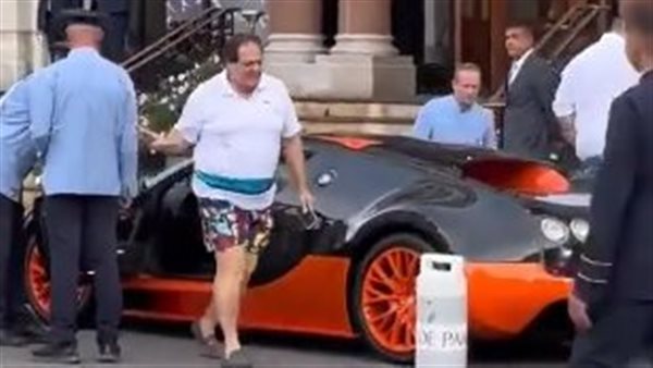 أبو العينين يظهر في باريس ببوجاتي بـ3.6 مليون دولار 1 أبو العينين يظهر في باريس ببوجاتي بـ3.6 مليون دولار 2025