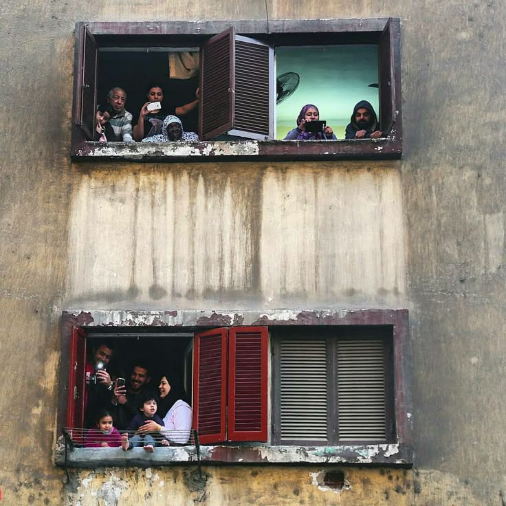 السيسي يوجّه ومدبولي يبرر: وعود الحكومة بشأن الإيجار القديم تثير سخرية الشارع وتكشف عمق الغضب الشعبي 3 السيسي يوجّه ومدبولي يبرر: وعود الحكومة بشأن الإيجار القديم تثير سخرية الشارع وتكشف عمق الغضب الشعبي 2025