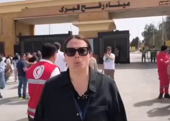 النائبة الإيطالية من معبر رفح: مدينة أشباح بسور عازل تُبنى على حدود غزة.. ما الذي تُعدّه مصر؟ 2025