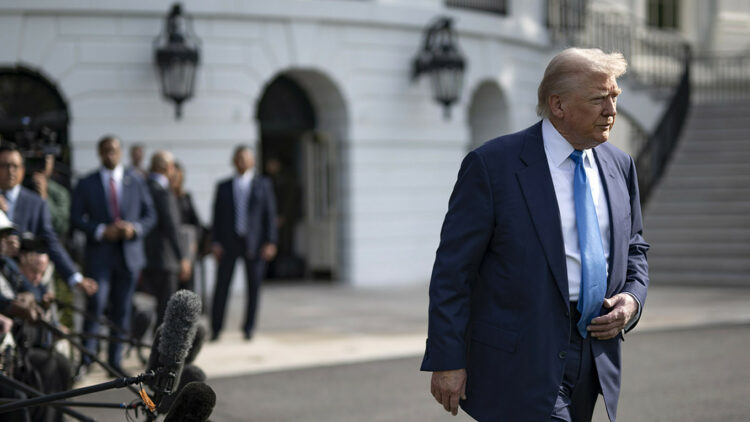 ترامب يتراجع عن تشكيكه في نوايا بوتين لإنهاء حرب أوكرانيا 1 ترامب يتراجع عن تشكيكه في نوايا بوتين لإنهاء حرب أوكرانيا 2025