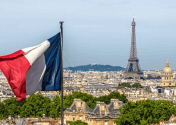 فرنسا تدين العنف الطائفي في سوريا وتحذر إسرائيل من خطوات أحادية تؤجج التوترات 2025