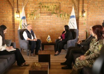 سوريا: الإدارة الذاتية تسلّم ألمانيا امرأة وأربعة أطفال من عوائل داعش 2025