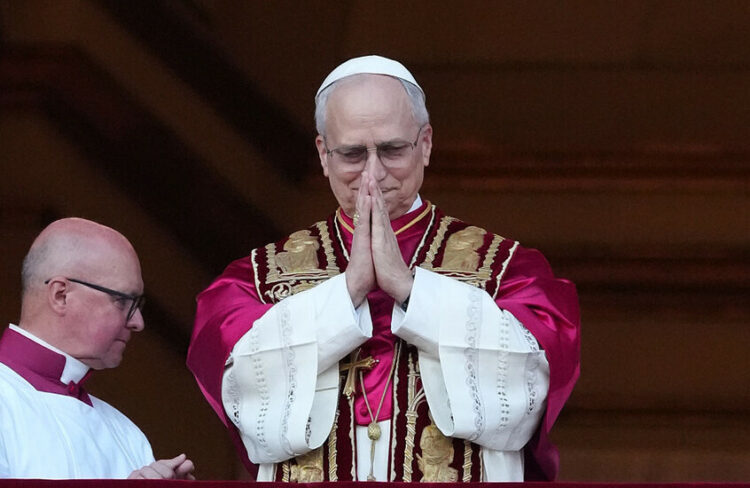 بابا الفاتيكان ليو الرابع عشر يدخل على خط محادثات سلام بين روسيا وأوكرانيا 1 بابا الفاتيكان ليو الرابع عشر يدخل على خط محادثات سلام بين روسيا وأوكرانيا 2025