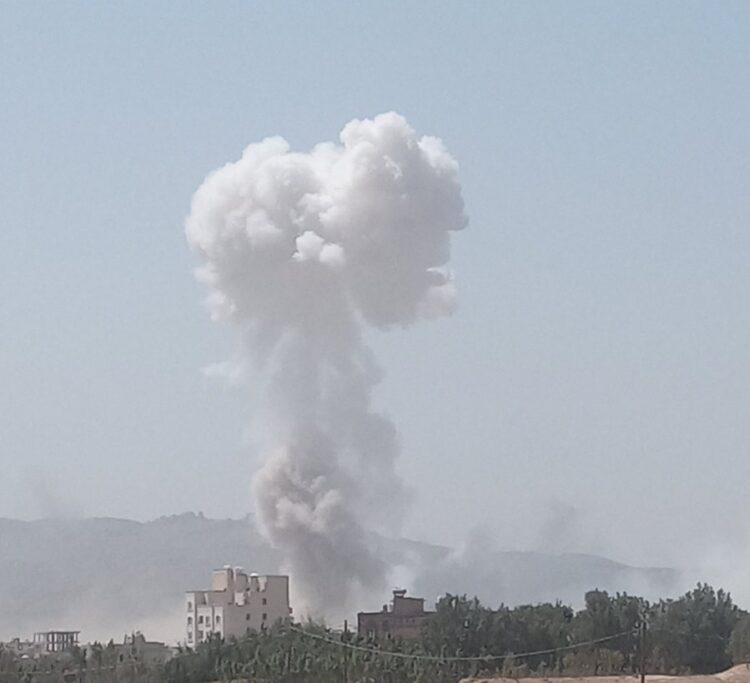 غارات جوية إسرائيلية تستهدف محيط مطار صنعاء ومناطق شمال شرق العاصمة 1 غارات جوية إسرائيلية تستهدف محيط مطار صنعاء ومناطق شمال شرق العاصمة 2025
