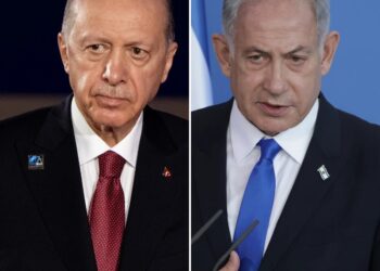 "خط ساخن" تركيا وإسرائيل تتفقان على آلية اتصال عسكري مباشر في سوريا 2025