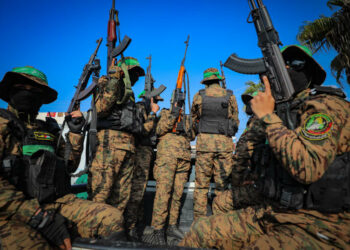 الجيش الإسرائيلي: حماس تحتفظ بصواريخ لكنها تتجنب إطلاقها خوفاً من الغضب الشعبي 2025