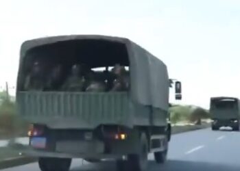 كمبوديا تعزز قواتها نحو الحدود مع تايلاند بعد مقتل جندي في اشتباك مسلح "فيديو" 2025