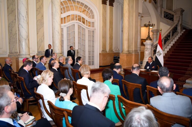 وزير الخارجية يؤكد التزام مصر التاريخي بحماية دير سانت كاترين في لقاء مع سفراء أوروبا 2025