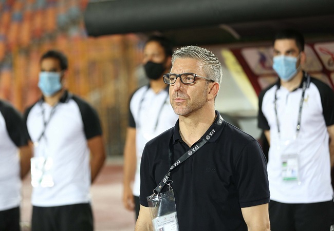 بابا فاسيليو والنظام العشوائي: كيف تكشف سيرة مدرب فاشل عمق الفساد والمحسوبية في كرة القدم المصرية؟ 2025