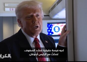 ترامب يُغازل الشرع من السماء: « رئيس قوي ومقاتل وليس ذلك الديكتاتور الذي صوروه لنا» 2025