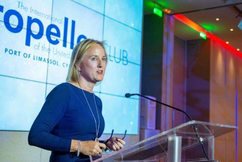 واشنطن تعيّن جولي ديفيس قائمة بأعمال سفارتها في كييف 1 واشنطن تعيّن جولي ديفيس قائمة بأعمال سفارتها في كييف 2025