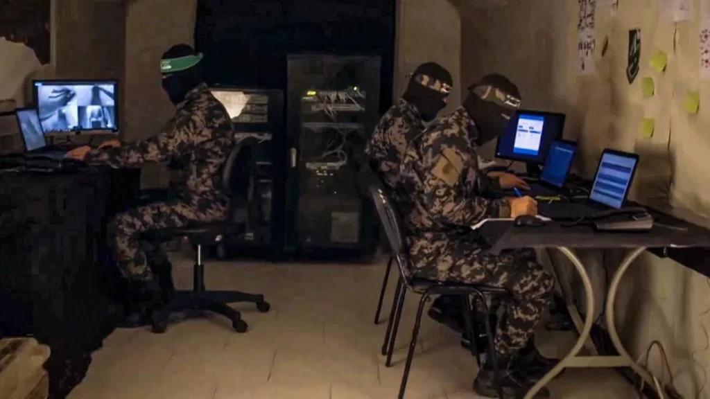 حماس تخترق المخابرات الإسرائيلية: عميل مزدوج زوّد تل أبيب بمعلومات مضللة قبل هجوم 7 أكتوبر 2025