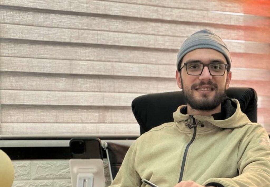 المنشد الجاسوس: كيف باع محمد هادي صالح 35 قياديًا من حزب الله لإسرائيل مقابل 23 ألف دولار؟ 2025