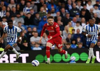 لعنة الهزائم مستمرة.. برايتون يهزم ليفربول بـ الثلاثة 2025